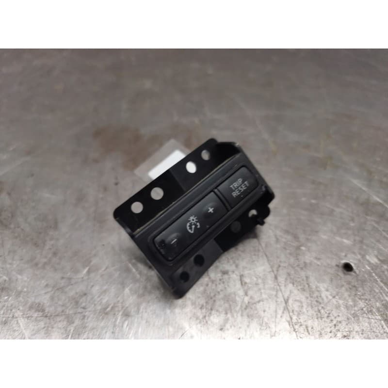 Recambio de mando multifuncion para nissan qashqai ii (j11, j11_) 1.5 dci referencia OEM IAM - Blanco