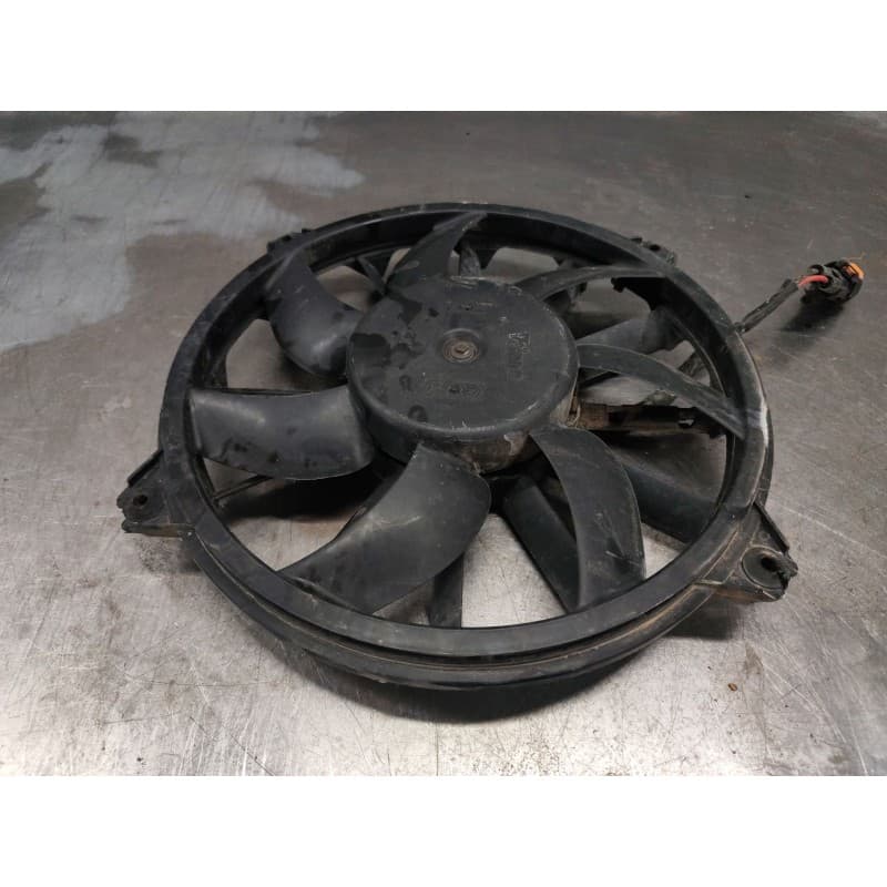 Recambio de electroventilador para peugeot 308 i (4a_, 4c_) 1.6 hdi referencia OEM IAM 988495HE - Blanco