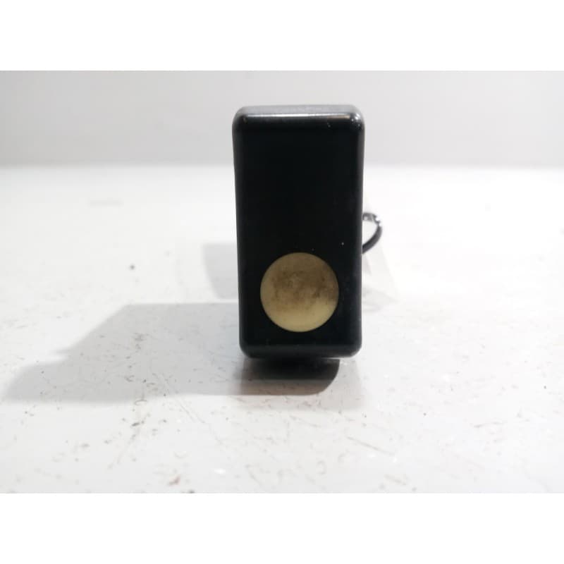 Recambio de mando elevalunas delantero izquierdo para renault hr 385.18 / 26 premium e2 11.1 diesel referencia OEM IAM - Azul