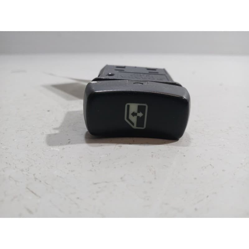 Recambio de mando elevalunas delantero derecho para scania serie p/g/r (c-clase) 15.6 diesel referencia OEM IAM 1421856 - Blanco