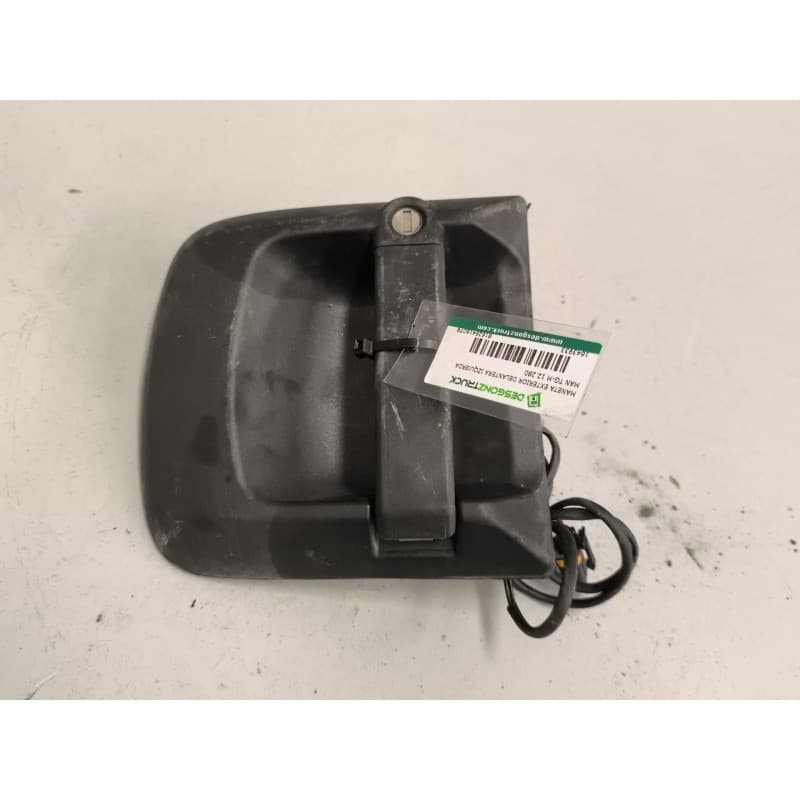 Recambio de maneta exterior delantera izquierda para man tg-m 12.280 12.280 fg c (compact) referencia OEM IAM 81626416079 816264 - Blanco