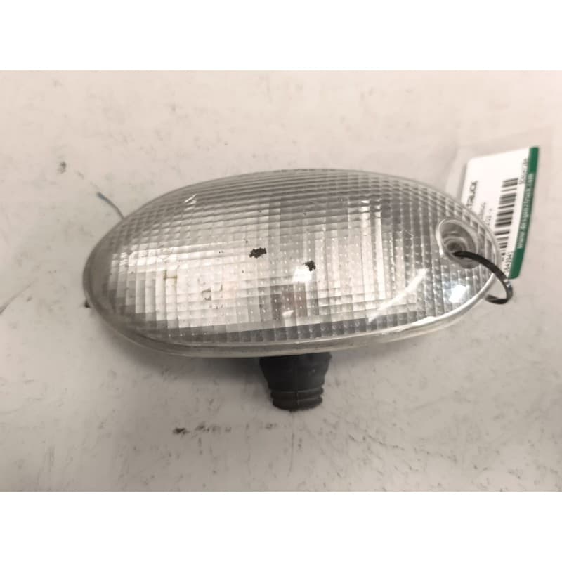 Recambio de piloto luz galibo izquierdo para iveco eurocargo 05.03 3.9 diesel referencia OEM IAM 504047264