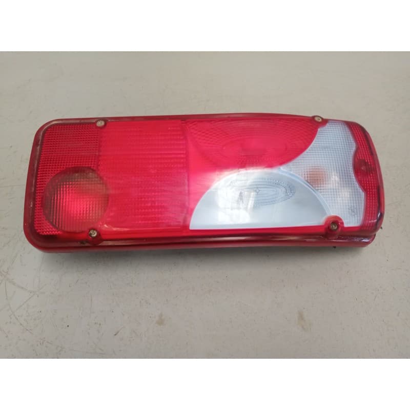 Recambio de piloto trasero derecho para man tg - l 12.240 12.240 chasis lx referencia OEM IAM