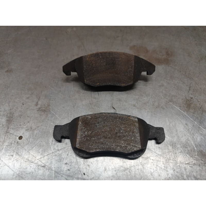 Recambio de pastillas de freno delanteras para citroën berlingo furgón/monospace (b9) 1.6 hdi / bluehdi 75 referencia OEM IAM 90 - Blanco