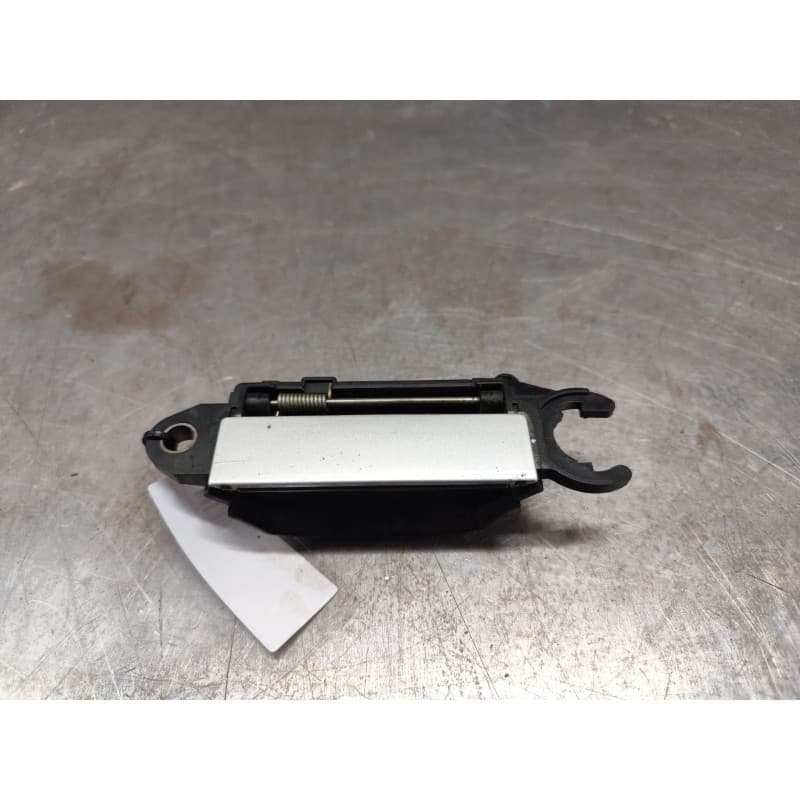 Recambio de maneta exterior delantera izquierda para audi a4 berlina (b5) 1.8 referencia OEM IAM 8D0837207A 4A0837205D