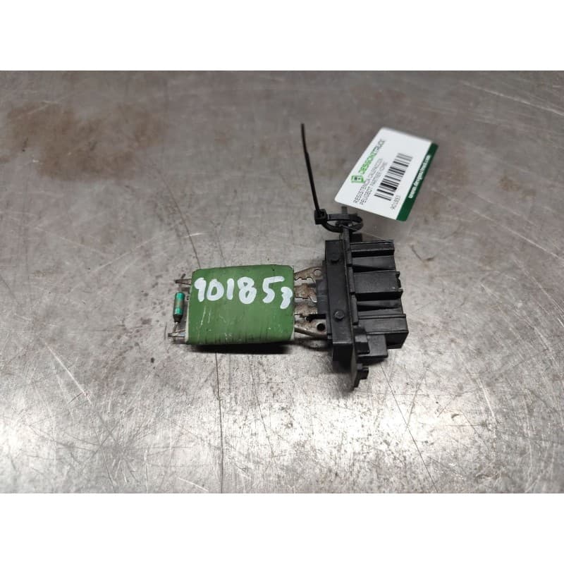 Recambio de resistencia calefaccion para peugeot partner kombi access referencia OEM IAM 5 PINS - Gris