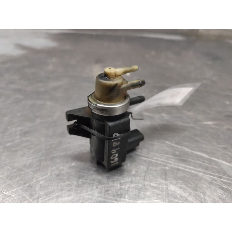 Recambio de valvula solenoide para citroën jumpy hdi 120 27 l1h1 furg. referencia OEM IAM 9661960380 - Blanco