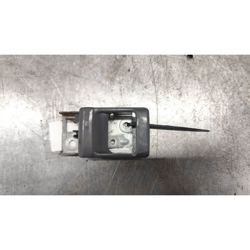 Recambio de maneta interior delantera derecha para nissan cabstar 01.04 3.0 diesel referencia OEM IAM - Blanco
