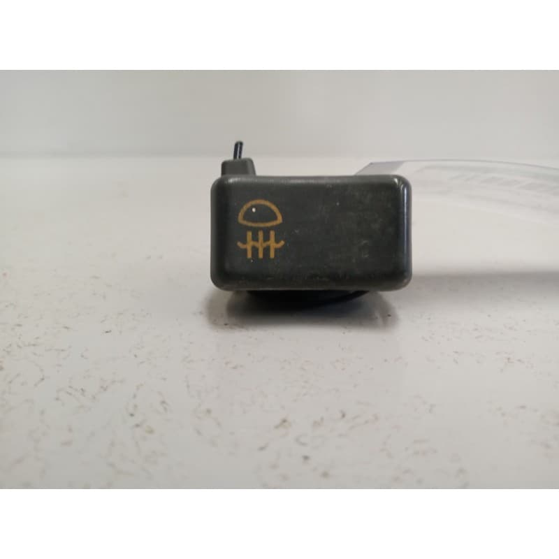 Recambio de interruptor para nissan trade caja/chasis 2.8 d referencia OEM IAM 15062840 - Blanco