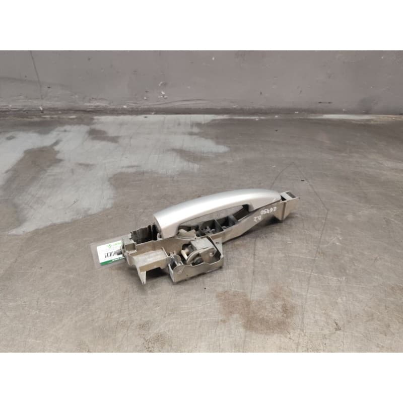 Recambio de maneta exterior delantera izquierda para peugeot 3008 i monospace (0u_) 1.6 hdi referencia OEM IAM 9684580080 - Plata