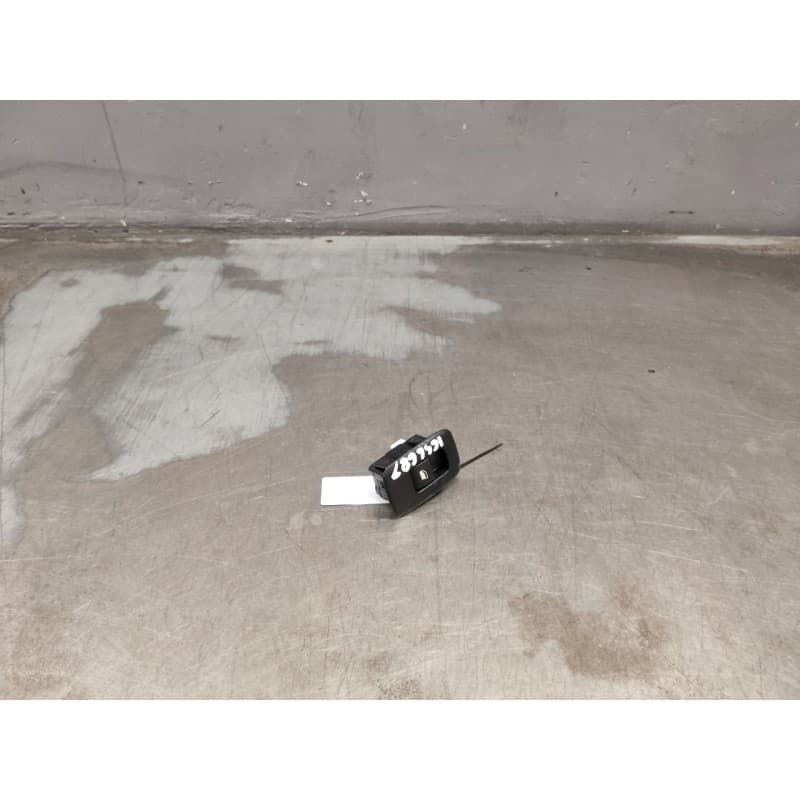 Recambio de mando elevalunas trasero izquierdo para opel combo furgón/monospace (k9) 1.5 d referencia OEM IAM - Blanco