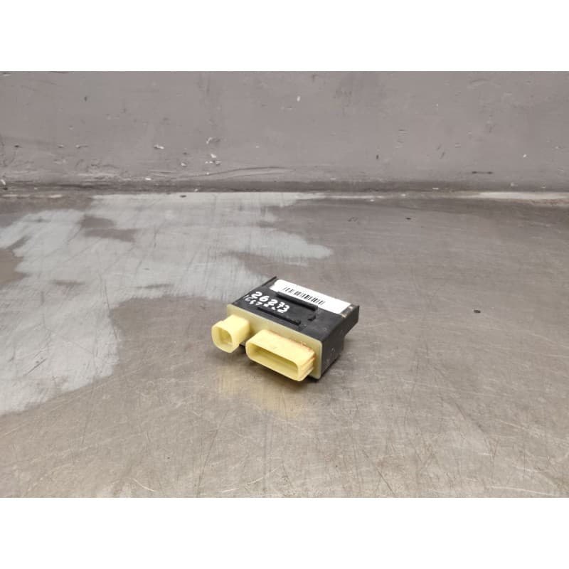 Recambio de caja precalentamiento para opel combo furgón/monospace (k9) 1.5 d referencia OEM IAM 9662570880 - Blanco