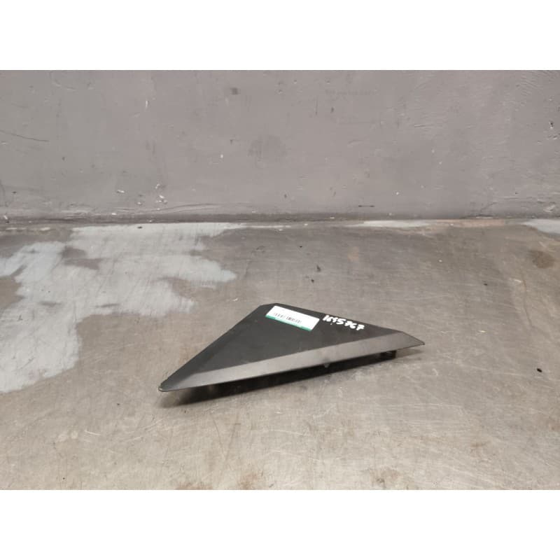 Recambio de moldura para volkswagen crafter 30-50 furgoneta (2e_) 2.0 tdi referencia OEM IAM A9068110107 - Blanco