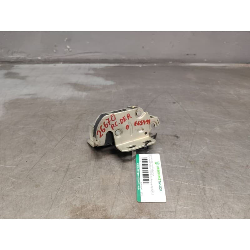 Recambio de cerradura puerta carga para volkswagen crafter 30-50 furgoneta (2e_) 2.0 tdi referencia OEM IAM A9067401135 - Blanco