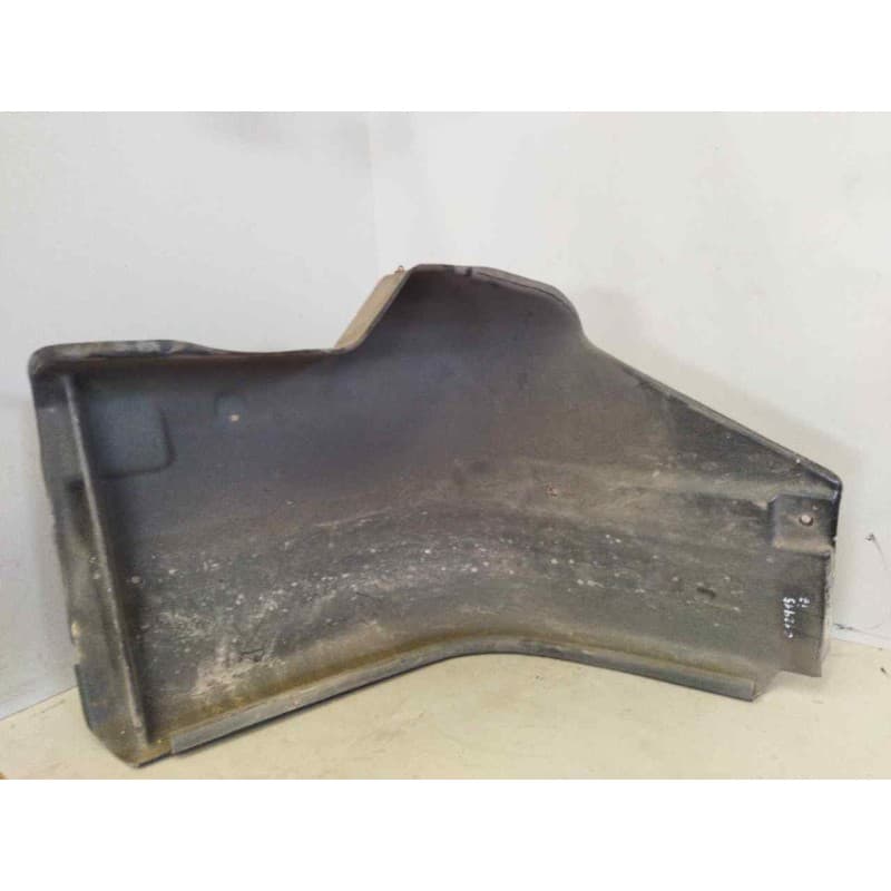 Recambio de guardabarros delantero izquierdo para man l2000 9.153-10.224 euroi/ii 4.6 diesel referencia OEM IAM - Blanco