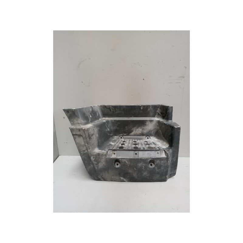 Recambio de peldaño derecho para iveco eurotrakker (mp) fsa 400 e 42 larga distancia referencia OEM IAM 504053091