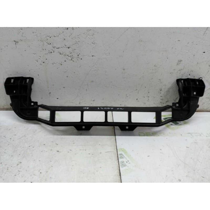 Recambio de soporte para audi tt (8n3/8n9) 1.8 t coupe (132kw) referencia OEM IAM SOPORTE PARAGOLPES CENTRAL TRASERO - Blanco