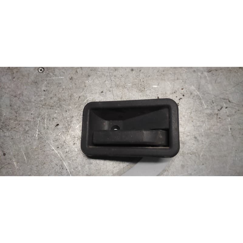 Recambio de maneta interior delantera derecha para renault 19 hatchback (b/c53) 1.8 cat-u referencia OEM IAM 7700813586