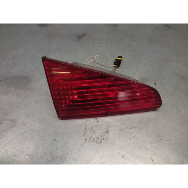 Recambio de piloto trasero izquierdo interior para peugeot 607 (s1) básico referencia OEM IAM - Verde
