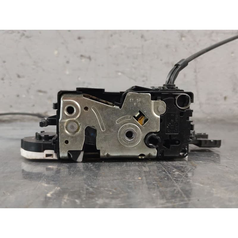 Recambio de cerradura puerta delantera derecha para citroën c4 grand picasso i (ua_) 1.6 hdi 110 referencia OEM IAM 24099816 - Blanco