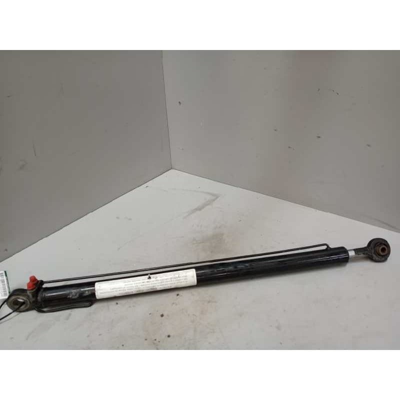 Recambio de brazo elevacion cabina para man tgx 18.500 12.4 diesel referencia OEM IAM 81417236124 81417236138 - Blanco