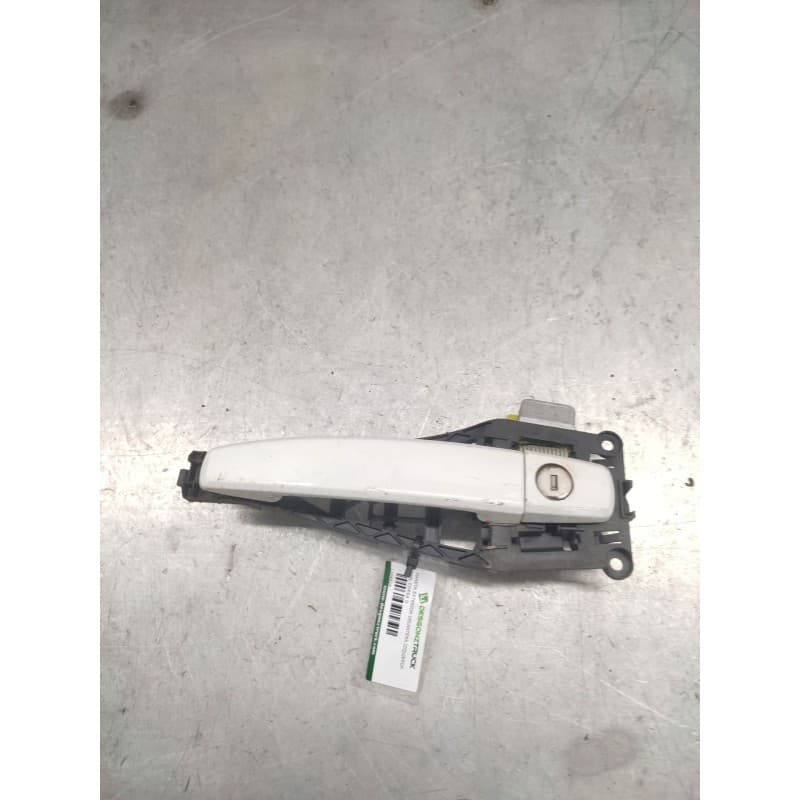 Recambio de maneta exterior delantera izquierda para opel corsa d selective referencia OEM IAM - Blanco