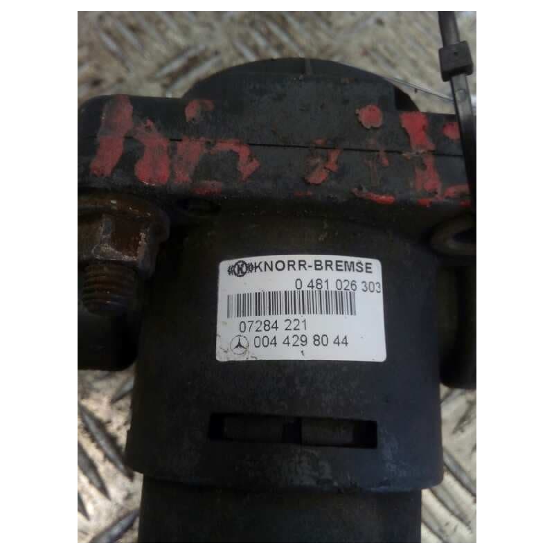 Recambio de valvula aire para mercedes-benz actros 2/3 2 - ejes / 6 cil. 1848(4x2) om 501 la megaspace referencia OEM IAM 004429 - Blanco