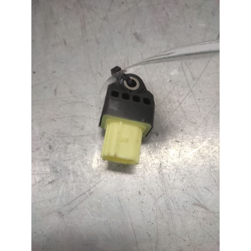 Recambio de sensor airbag para toyota rav 4 (a3) luna referencia OEM IAM 8983133020 3 PINS - Plata