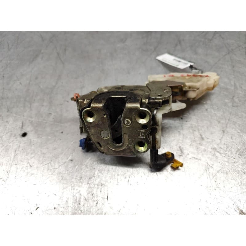 Recambio de cerradura puerta delantera izquierda para nissan almera tino (v10) 2.2 dci referencia OEM IAM 8055361U66