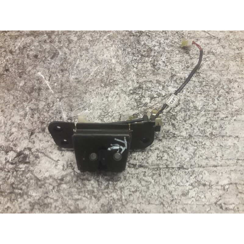 Recambio de cerradura maletero / porton para chevrolet nubira wagon referencia OEM IAM 2 PINS - Negro