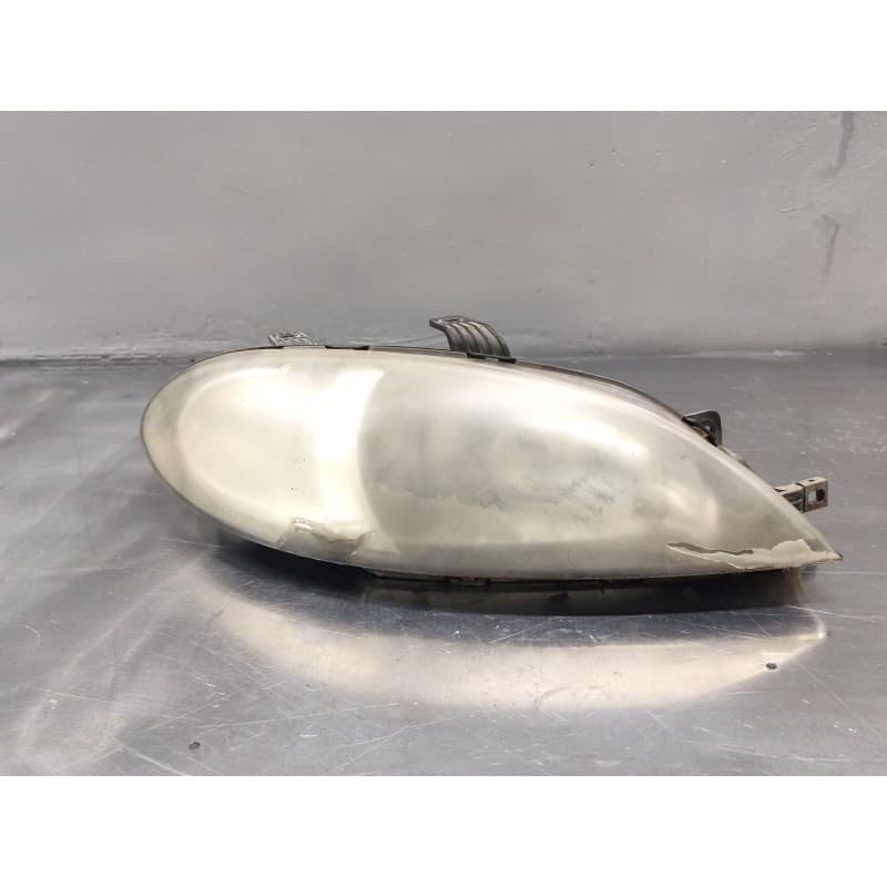 Recambio de faro derecho para chevrolet lacetti sedán (j200) 1.6 referencia OEM IAM - Negro