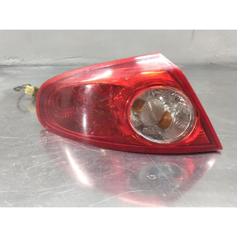 Recambio de piloto trasero izquierdo para chevrolet lacetti sedán (j200) 1.6 referencia OEM IAM - Negro