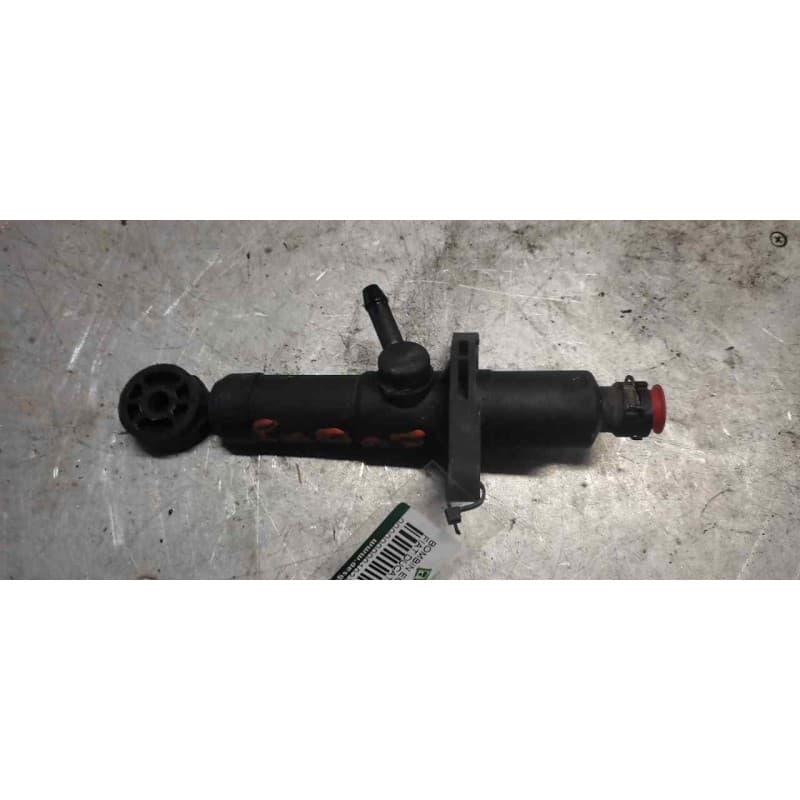 Recambio de bombin embrague para fiat ducato combi 15 (desde 03.02) 2.3 jtd batalla 3200 mm referencia OEM IAM 1331560080 - Blanco