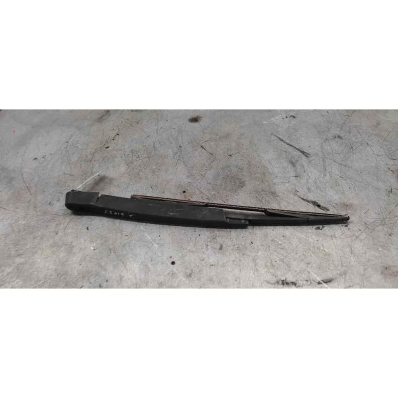Recambio de brazo limpia trasero para opel signum design referencia OEM IAM