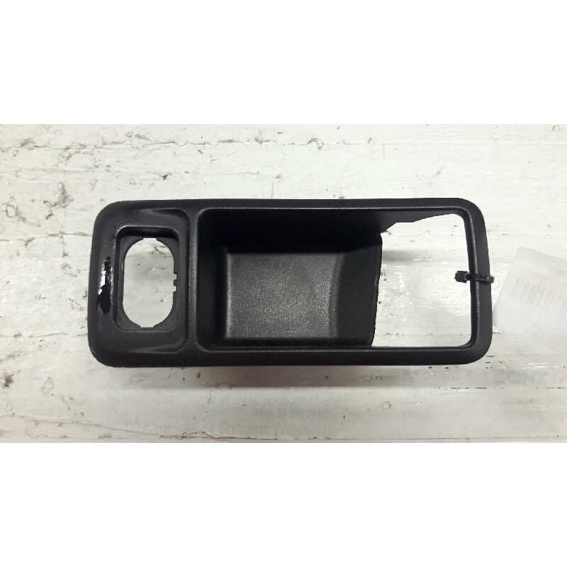 Recambio de guarnecidos varios para ford focus lim. (cb4) titanium referencia OEM IAM 3M51226A36AEW MANDO ELEVALUNAS DEL. DCHO.