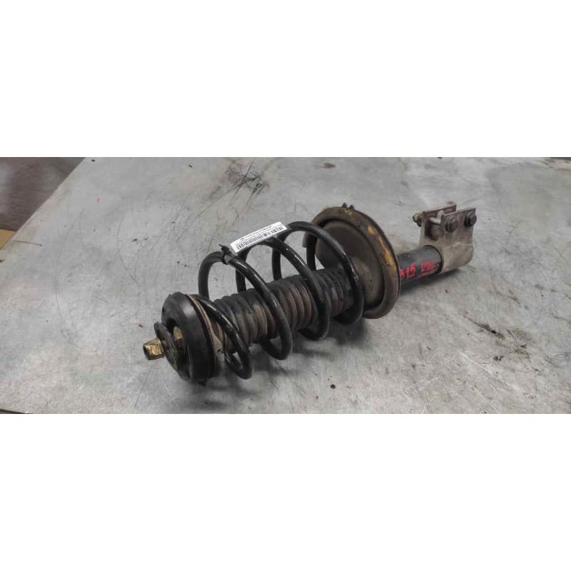 Recambio de amortiguador delantero izquierdo para peugeot 307 cc (s1) 2.0 referencia OEM IAM