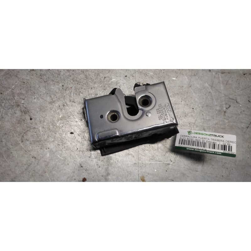 Recambio de cerradura puerta trasera derecha para audi 80/90 (893) 90 exklusiv referencia OEM IAM 893839016
