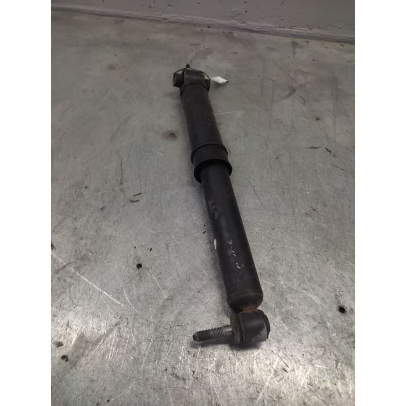 Recambio de amortiguador trasero izquierdo para renault megane ii classic berlina confort authentique referencia OEM IAM 8200312