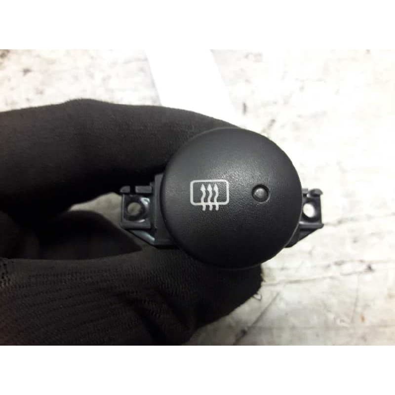 Recambio de boton antivaho para hyundai accent (x3) 1.5 gls referencia OEM IAM 9371022001 - Azul
