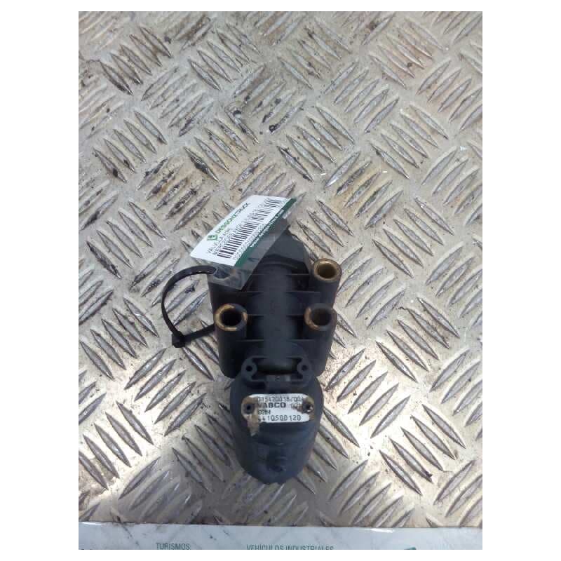Recambio de valvula aire para mercedes-benz axor 2-ejes 18 ton 2004 1843 4x2 om 457 la l (largo) referencia OEM IAM 00154200180