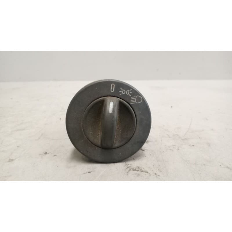 Recambio de mando luces para man tg - l 12.210 4.6 diesel referencia OEM IAM 81255250193 - Blanco
