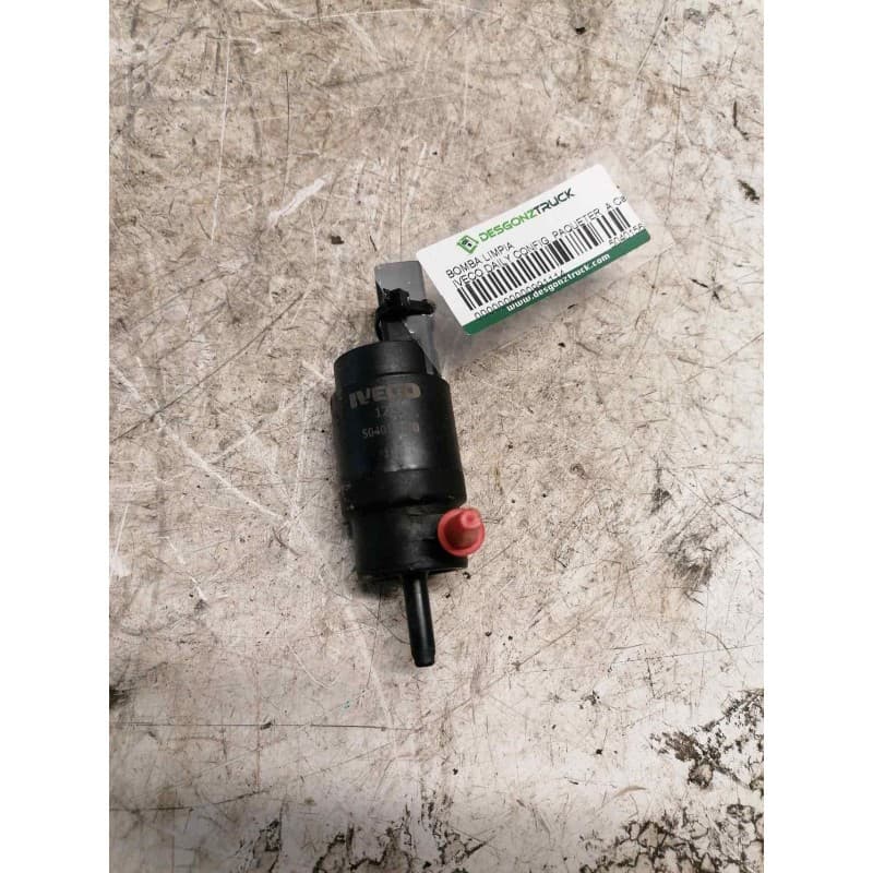 Recambio de bomba limpia para iveco daily config. paquetería cabina simple 35s... batalla 3750 referencia OEM IAM 504015670 2 PI - Blanco
