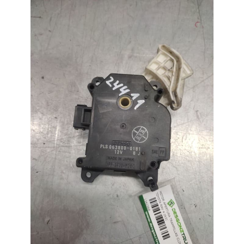 Recambio de motor apertura trampillas climatizador para toyota rav 4 (a3) luna referencia OEM IAM 0638000181 5 PINS - Plata
