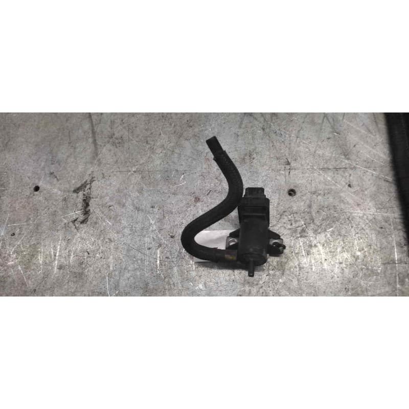 Recambio de valvula aire adicional para renault master kasten 2.3 dci diesel fap energy cat referencia OEM IAM 2 PINS - Blanco