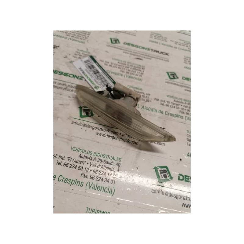Recambio de piloto lateral izquierdo para bmw serie 1 berlina (e81/e87) 118d referencia OEM IAM 2 PINS