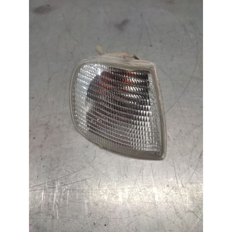 Recambio de piloto delantero derecho para seat ibiza ii (6k1) 1.4 i referencia OEM IAM - Blanco