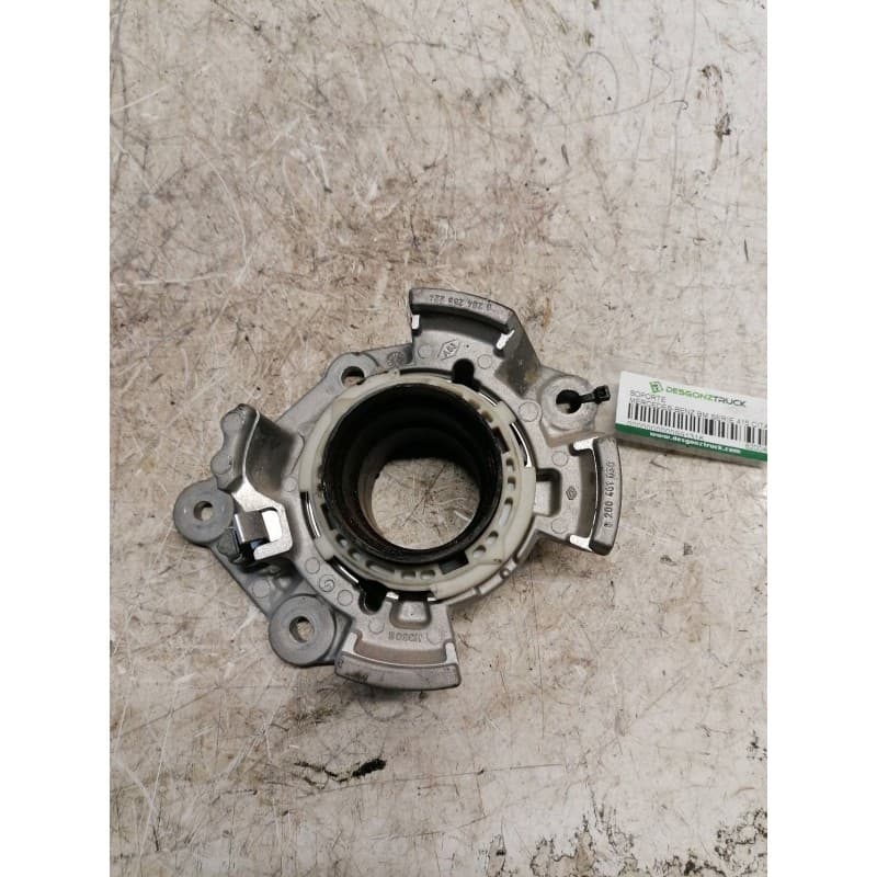 Recambio de soporte para mercedes-benz citan monospace (w415) 109 cdi (415.703) referencia OEM IAM 8200461030 0204255224 - Blanco
