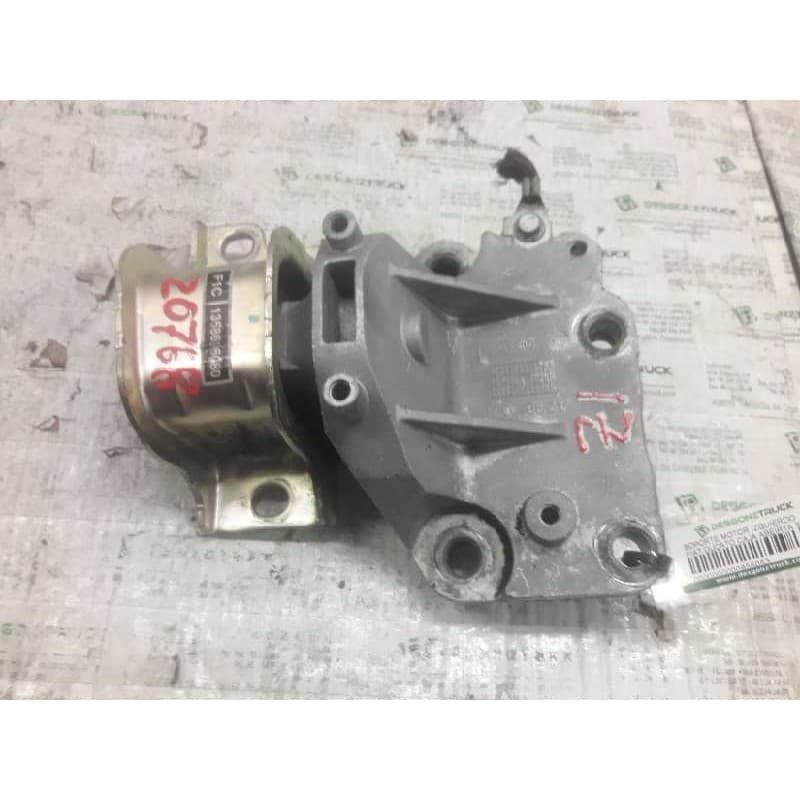 Recambio de soporte motor izquierdo para fiat ducato caja abeirta 33 (06.2006 =>) 3.0 jtd cat referencia OEM IAM 1358696080 - Blanco