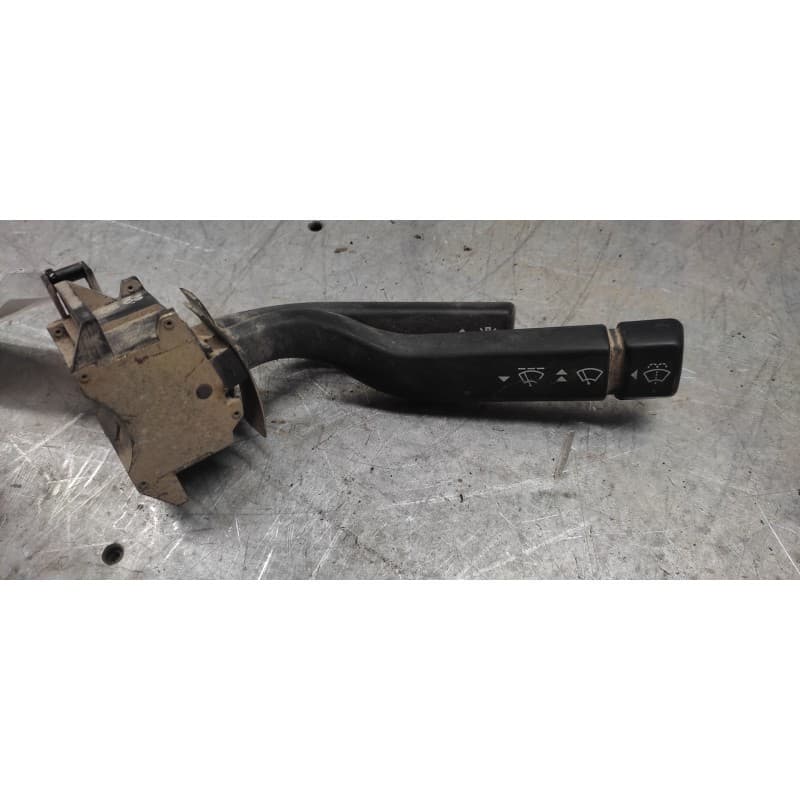Recambio de mando limpia para ford transit bus 1995 tourneo 2.5 referencia OEM IAM 95VB11K665AA - Blanco