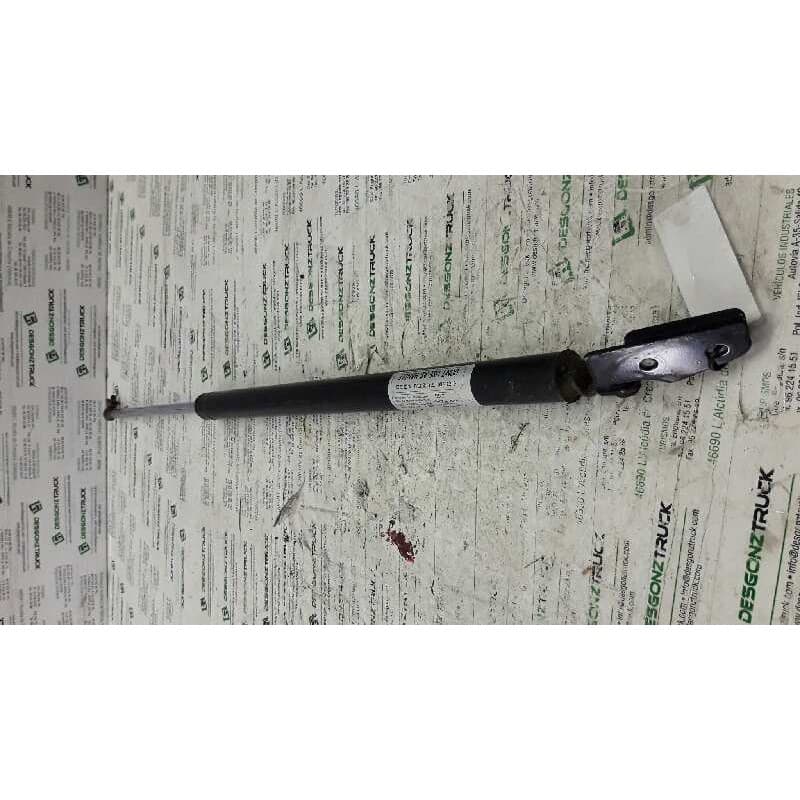 Recambio de bombin porton trasero para nissan serena (c23m) 2.0 sgx climatizado referencia OEM IAM